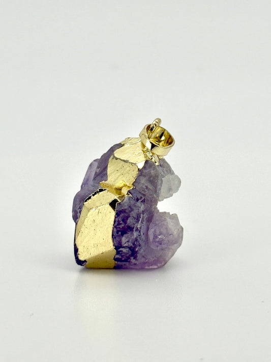 Emerald Radiance Pendant Necklace